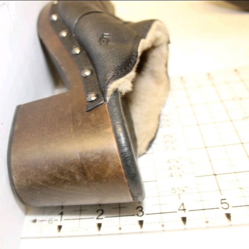 UGG SHEARLING LINED UGG Kassi Clogs Leather Shear… - image 9